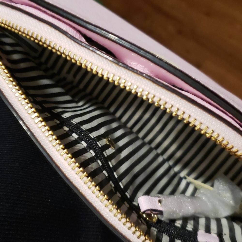Kate Spade Crossbody bag like new - Picture 5 of 11
